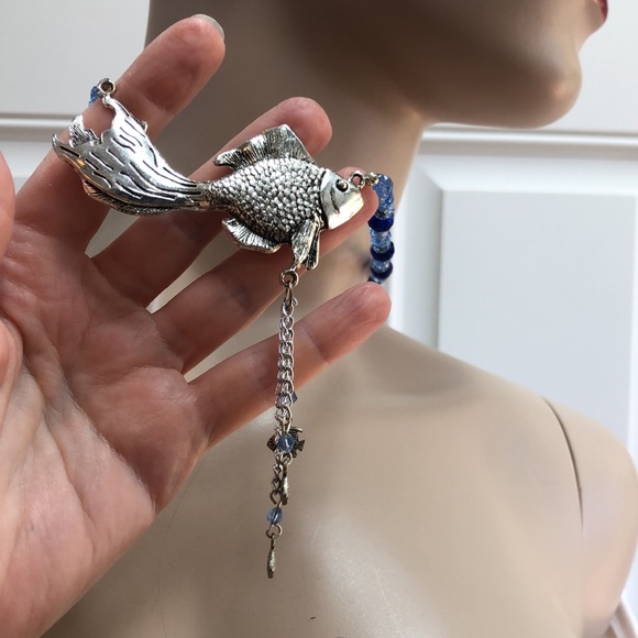 Beta Fish Necklace - Picture 5 of 16